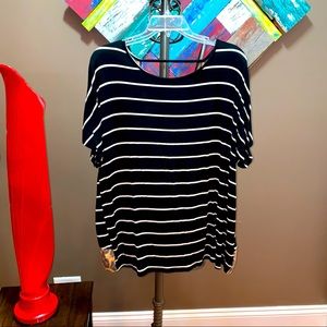 Daytrip open X back t-shirt with leopard trim XL